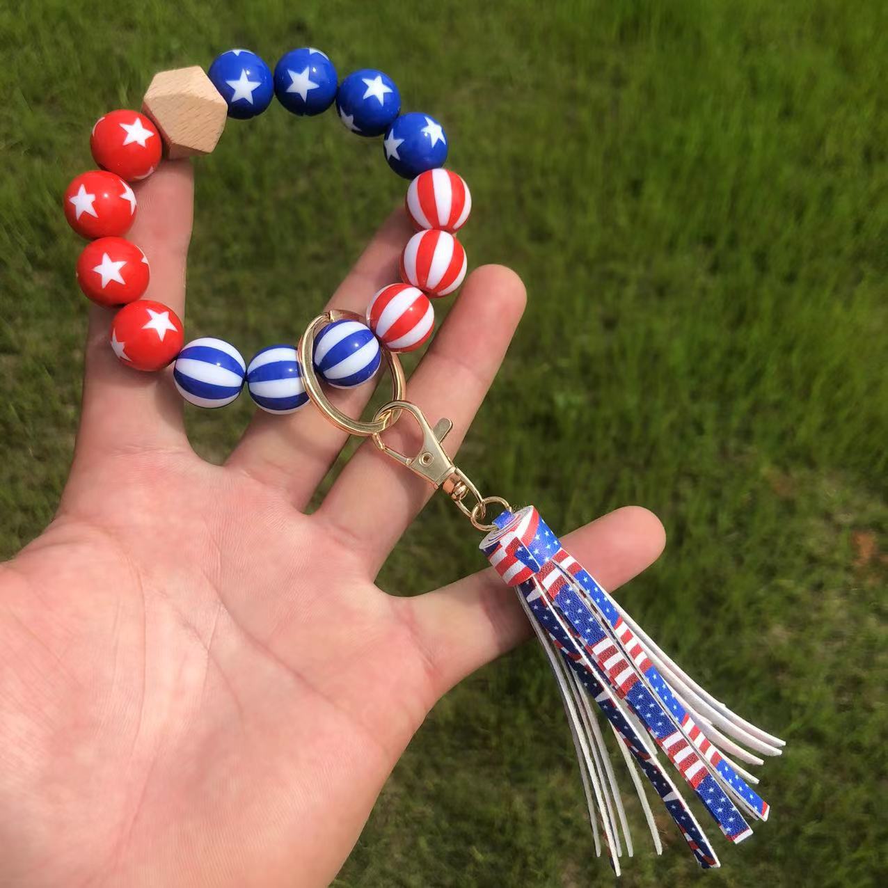 Wholesale Independence Day Wooden Beads Beaded Wrist Keychain